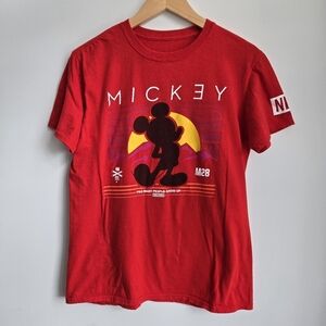 Neff Disney Mickey Mouse Red T-Shirt Size Medium